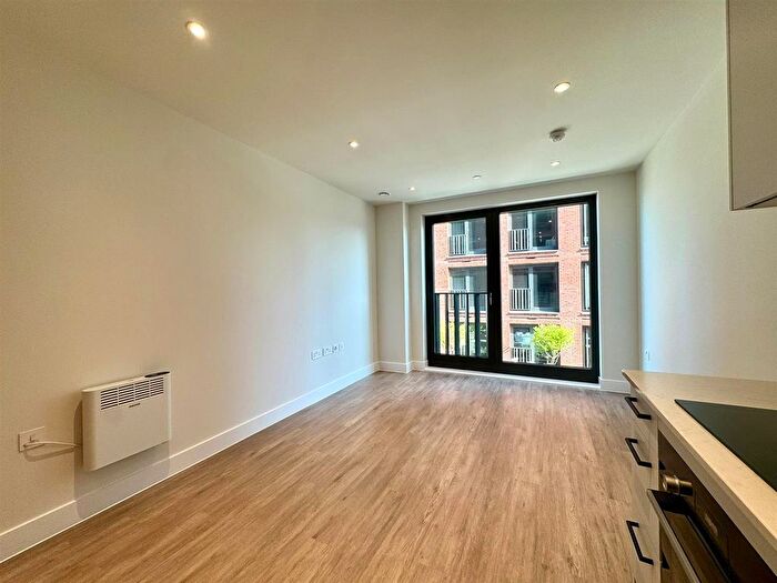 1 Bedroom Flat To Rent In Pitt Street, Birmingham, B4