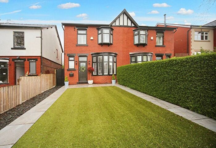 4 Bedroom Semi-Detached House For Sale In Orrell Road, Orrell, WN5
