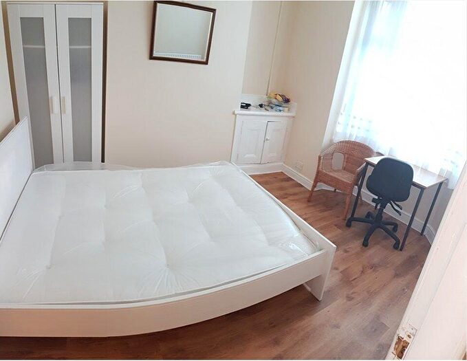 3 Bedroom House To Rent In Lowestoft Street, Manchester, M14