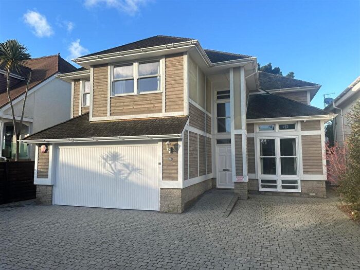 4 Bedroom Detached House To Rent In Grasmere Road, Sandbanks, BH13