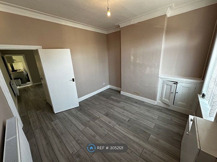 2 Bedroom Terraced House To Rent In Oak Street, Stoke-On-Trent, ST1