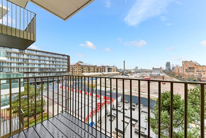 1 Bedroom Flat To Rent In Vaughan Way, London, E1W