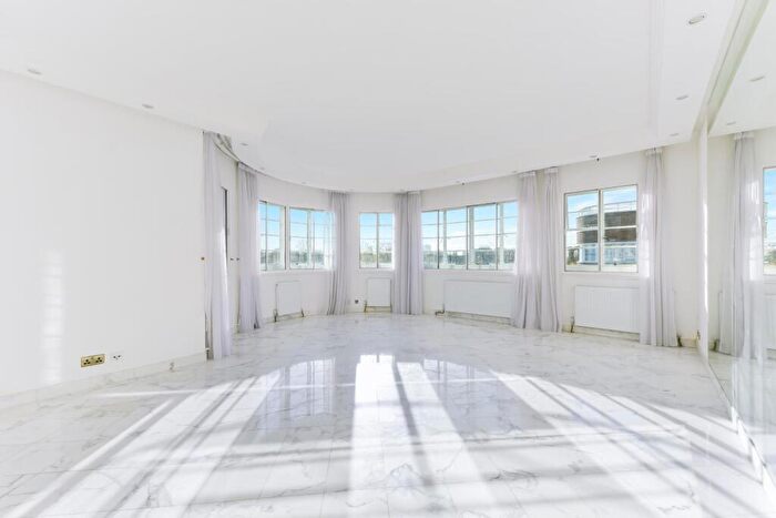 2 Bedroom Flat To Rent In Stockleigh Hall, Westminster, NW8