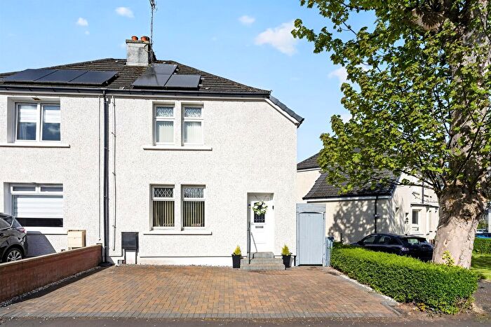 2 Bedroom Semi-detached House For Sale In Whitehaugh Avenue, Paisley, PA1
