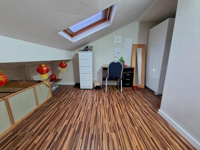 7 Bedroom Terraced House To Rent In Acomb Street, Manchester, M14