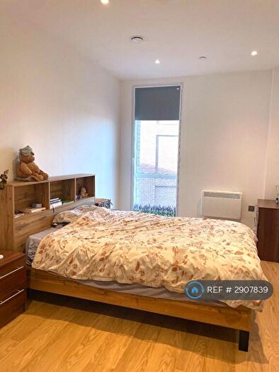 2 Bedroom Flat To Rent In West Timber Yard, Birmingham, B5