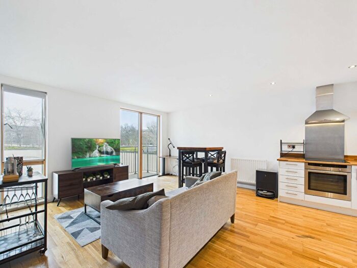 1 Bedroom Flat To Rent In Alscot Road, Bermondsey, SE1