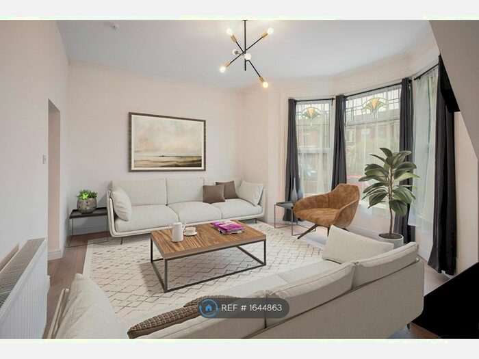 2 Bedroom Maisonette To Rent In Beech Terrace, Blackpool, FY3