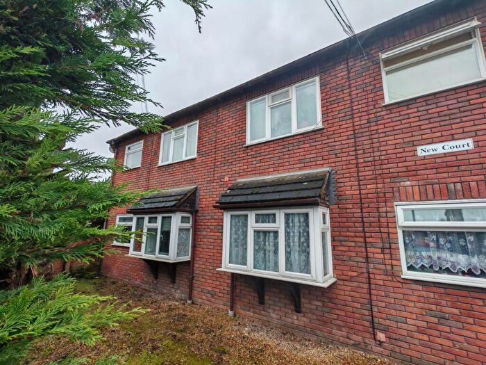 1 Bedroom Flat To Rent In Queens Road, High Wycombe, HP13