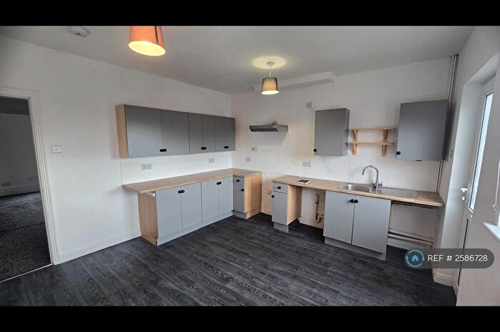 2 Bedroom Flat To Rent In Stapleford, Nottingham, NG9