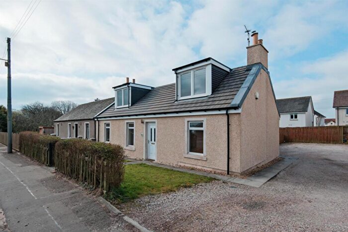 4 Bedroom Terraced House To Rent In Kilncadzow Road, Carluke, ML8