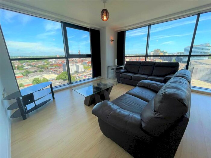 2 Bedroom Flat To Rent In Tempus Tower, Mirabel Street, Manchester, M3