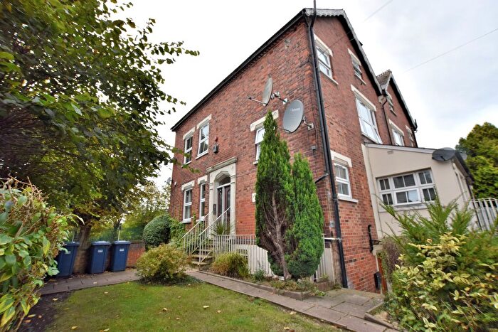 1 Bedroom Flat To Rent In Oakleigh Road South, London, N11