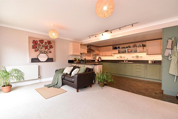 4 Bedroom Detached House For Sale In Helmsman Rise, St. Leonards-On-Sea, TN38