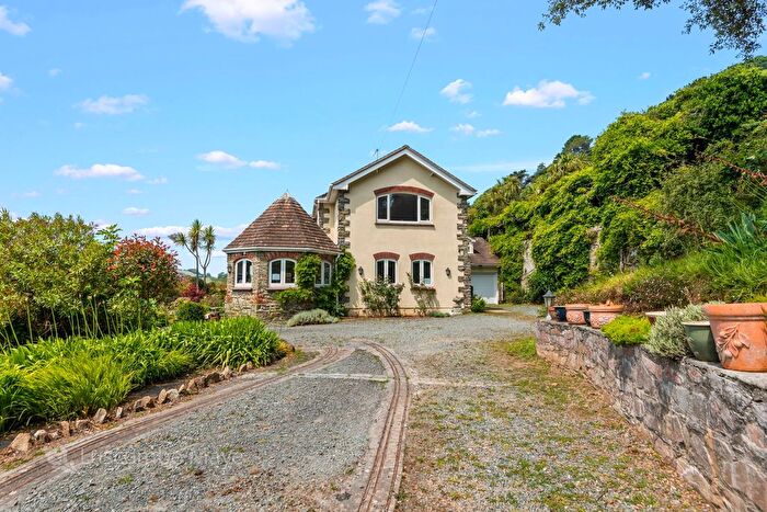 3 Bedroom Semi Detached House For Sale In Sandhills Road, Salcombe, TQ8