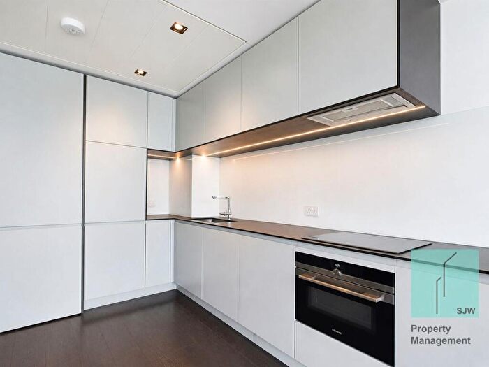 Studio To Rent In Marsh Wall, Amory Tower, E14