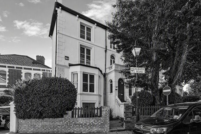 5 Bedroom Semi-Detached House For Sale In Albany Road, Southsea, PO5
