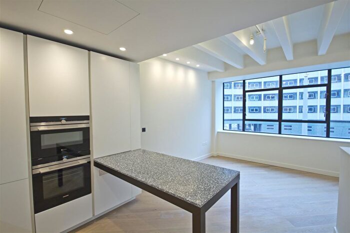 1 Bedroom Flat To Rent In Helios, Television Centre, Wood Lane, London, W12