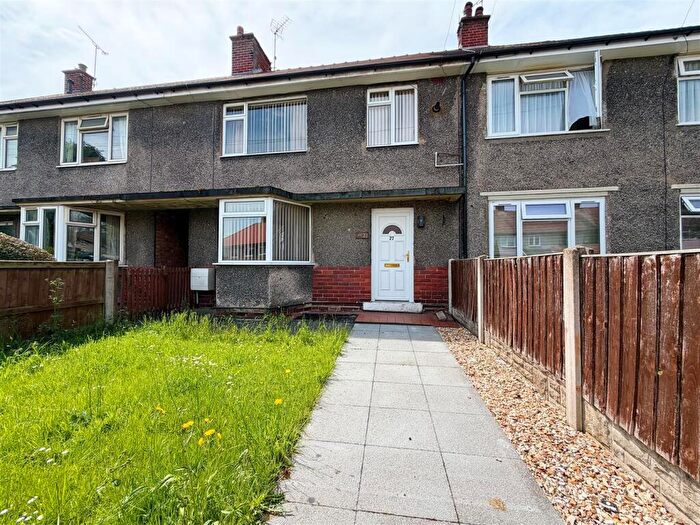 3 Bedroom Semi Detached House For Sale In Warwick Avenue, Wrexham, LL13