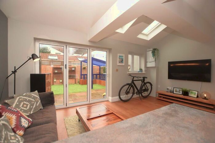 4 Bedroom Terraced House To Rent In Radnor Road, Horfield, BS7