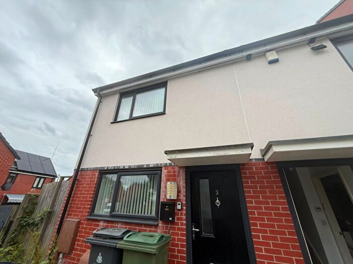 2 Bedroom Semi-Detached House To Rent In Dipper Way, Walsall, WS3