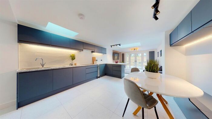 7 Bedroom Property To Rent In Llantwit Street, Cathays, Cardiff, CF24