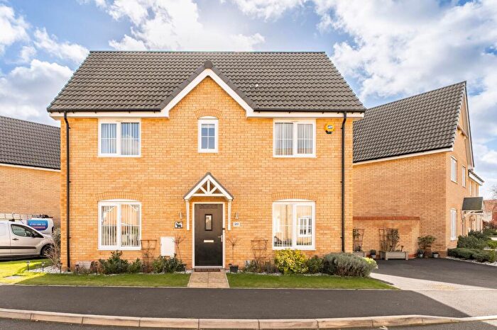 3 Bedroom Detached House For Sale In Coller Road, Norwich, NR6