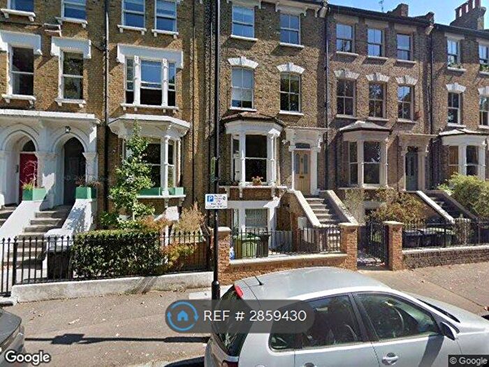1 Bedroom Flat To Rent In Queensdown Road, Hackney Downs, E5