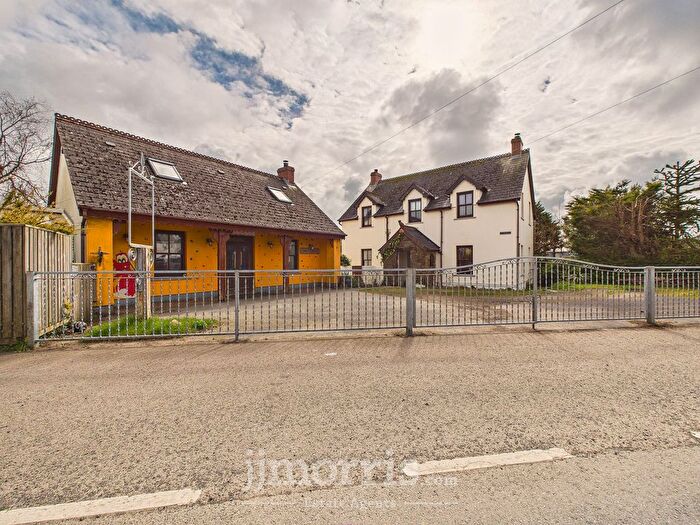 4 Bedroom Detached House For Sale In Crymych, SA41