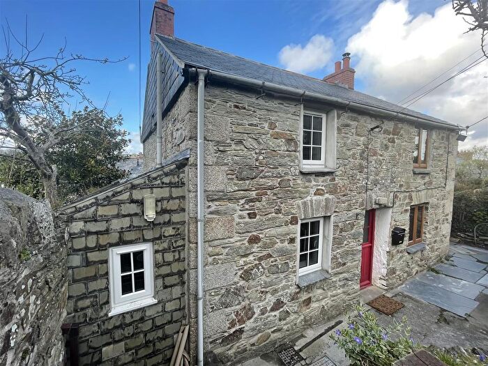2 Bedroom Cottage To Rent In Guineaport Road, Wadebridge, PL27