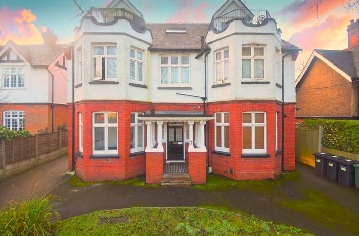 1 Bedroom Flat To Rent In Cavendish Road, Redhill RH1