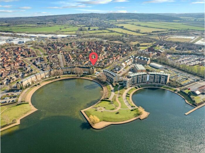 3 Bedroom Flat For Sale In Monellan Crescent, Caldecotte, Milton Keynes, MK7