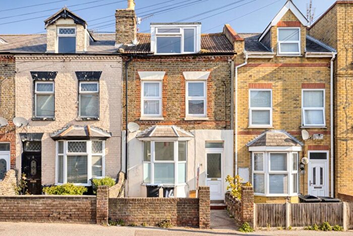 3 Bedroom Terraced House For Sale In Boundary Road, Ramsgate, CT11