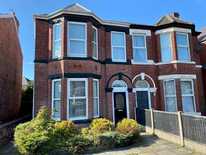 3 Bedroom Semi-Detached House To Rent In Oak Street, Southport, Merseyside., PR8