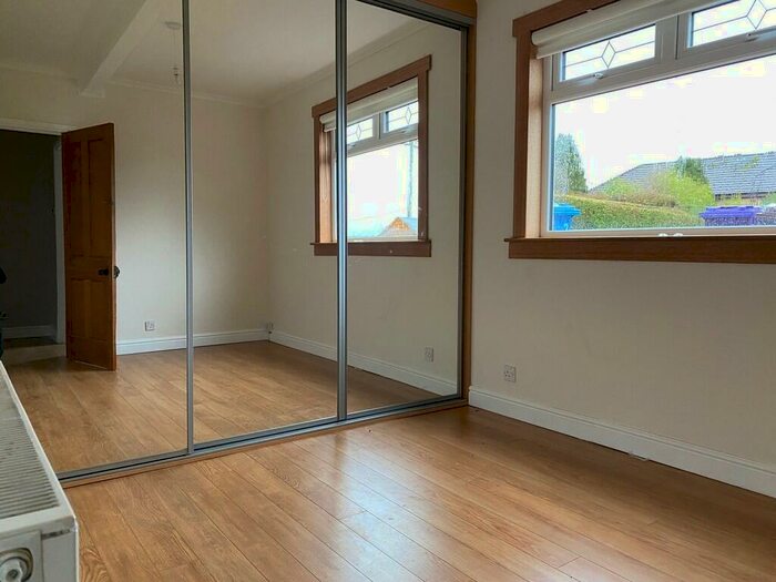 2 Bedroom Apartment To Rent In Robroyston, Glasgow, G33