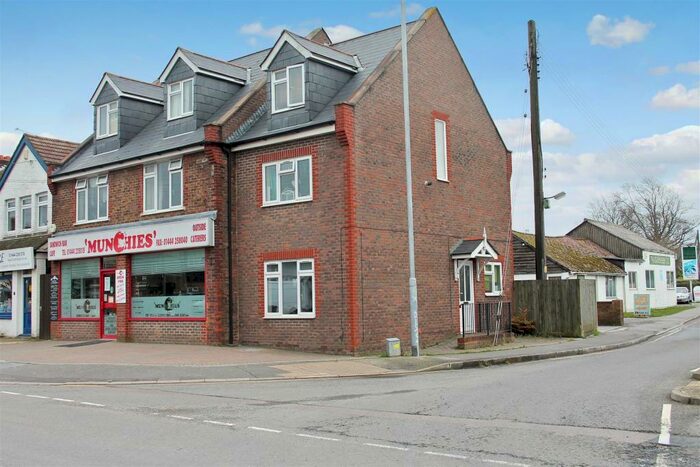 3 Bedroom Semi-Detached House To Rent In Valebridge Road, Burgess Hill, RH15