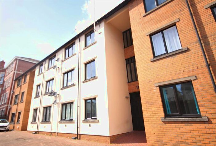 1 Bedroom Flat To Rent In Richmond Court, Roath, Cardiff, CF24