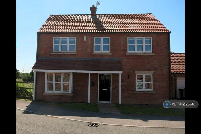 4 Bedroom Detached House To Rent In Hawthorn Close, Shelford, Nottingham, NG12