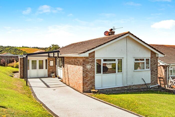 3 Bedroom Bungalow To Rent In Aberporth, SA43