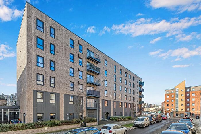 2 Bedroom Flat For Sale In /, Ropemaker Street, Edinburgh, EH6