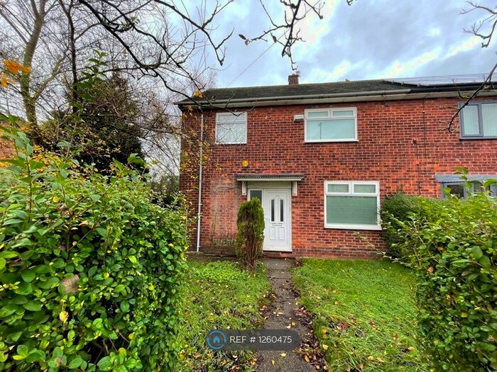 3 Bedroom Semi-Detached House To Rent In Middleton, Middleton M24