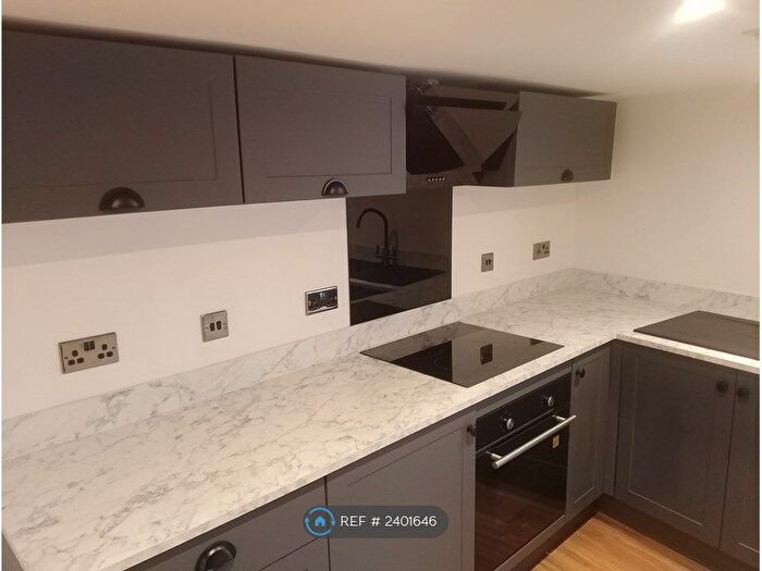 3 Bedroom Terraced House To Rent In High Cross Street, St. Austell, PL25