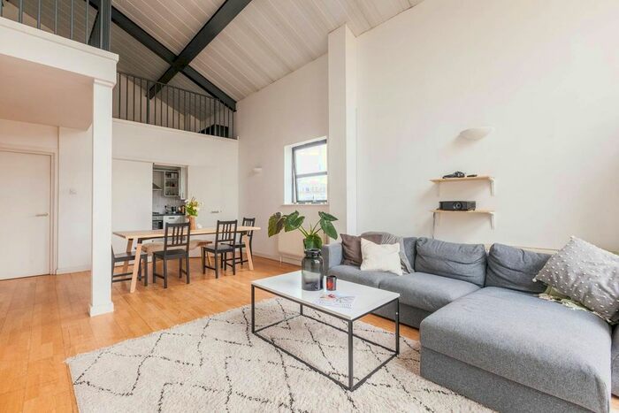 2 Bedroom Flat To Rent In Drysdale Street, Shoreditch, London, N1