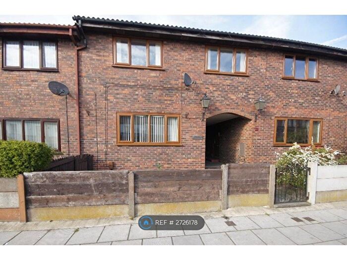 3 Bedroom Terraced House To Rent In Manchester Road, Droylsden, Manchester, M43