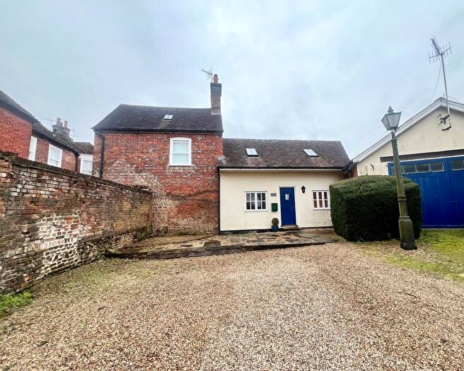 1 Bedroom Property To Rent In High Street, Downton, Salisbury, SP5