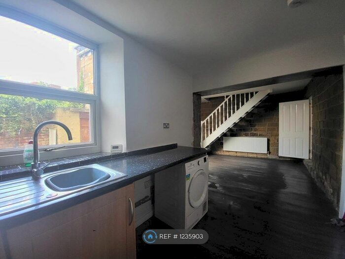 3 Bedroom Terraced House To Rent In Bridge Street, Swinton, Mexborough, S64