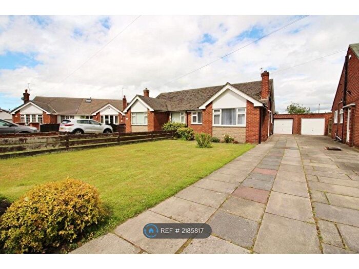 2 Bedroom Bungalow To Rent In Crown Close, Formby, L37