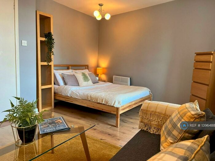 Studio To Rent In King Street, Aberdeen, AB24