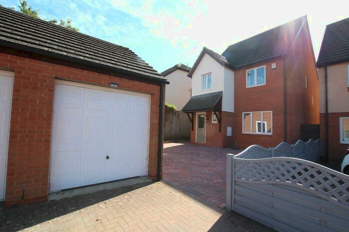 3 Bedroom Detached House To Rent In Heron Way, Royston, SG8