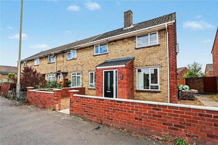 3 Bedroom End Of Terrace House For Sale In Rider Haggard Road, Norwich, Norfolk, NR7